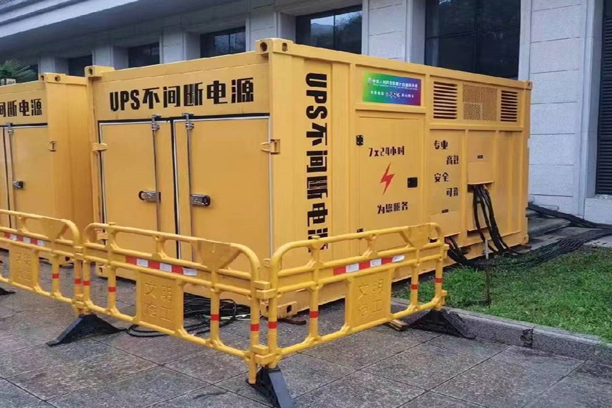 师宗发电机租赁施工现场